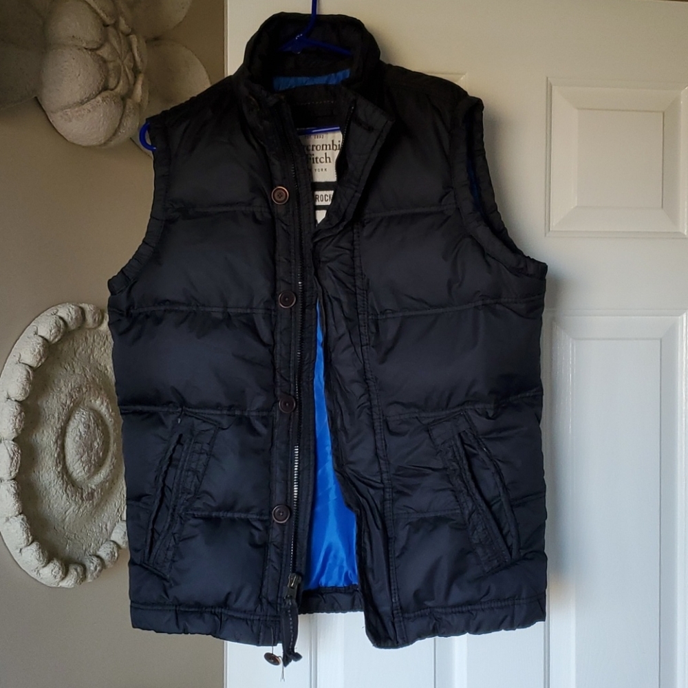 🌟 Men's ABERCROMBIE Navy SUMMIT ROCK Puffer VEST 🌟